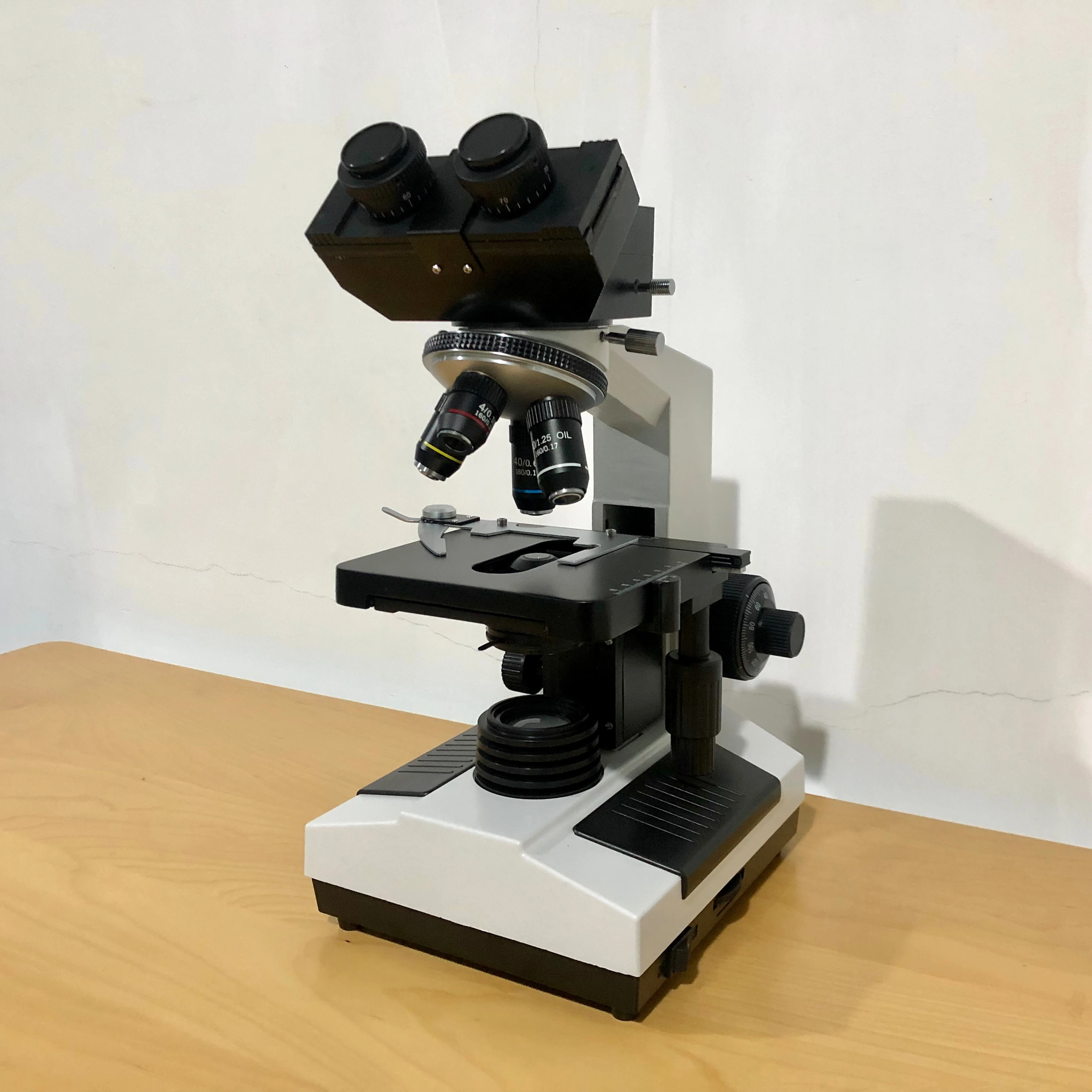 

Best Quality Monocular/Binocular/ Trinocular Microscope Parts For Sale Xsz 107bn Biological Microscope