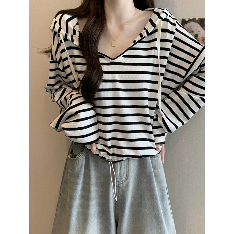 Large Size Korean V-neck Striped Long Sleeve Hooded T-Shirt Women Spring Autumn Simplicity Office Lady All-match Casual Tops