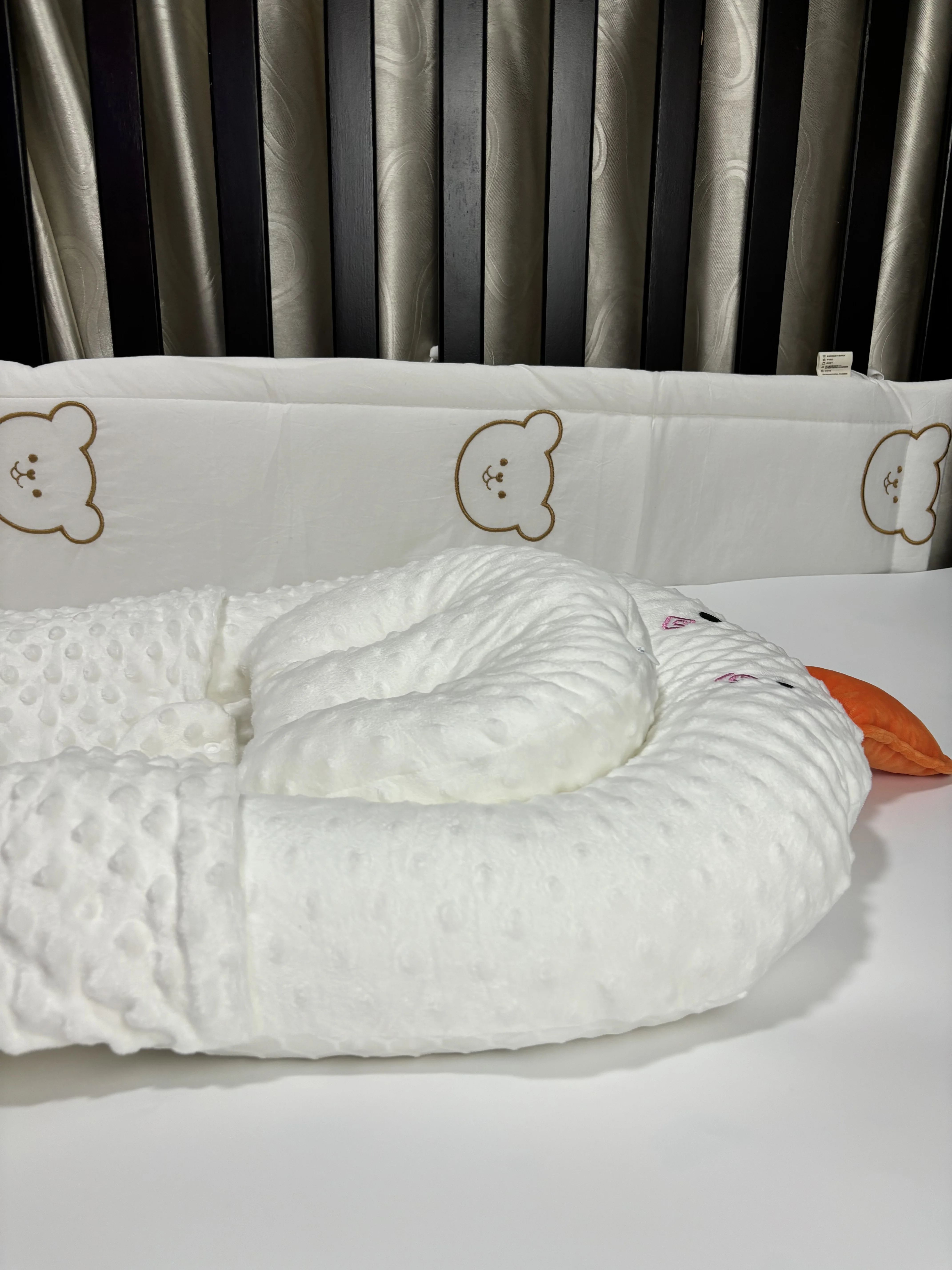 Baby Portable Folding Bed Big White Goose Children\'s Bed Toy Blanket Anti-Spitting Milk Set Baby Gift