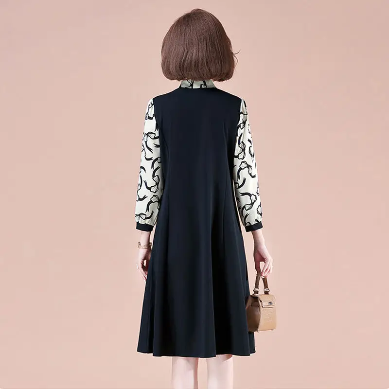 المرأة ربيع الخريف المألوف أنيقة الخامس الرقبة طويلة الأكمام البلوز طباعة الترفيه والنمط الغربي تنوعا ركاب اللباس