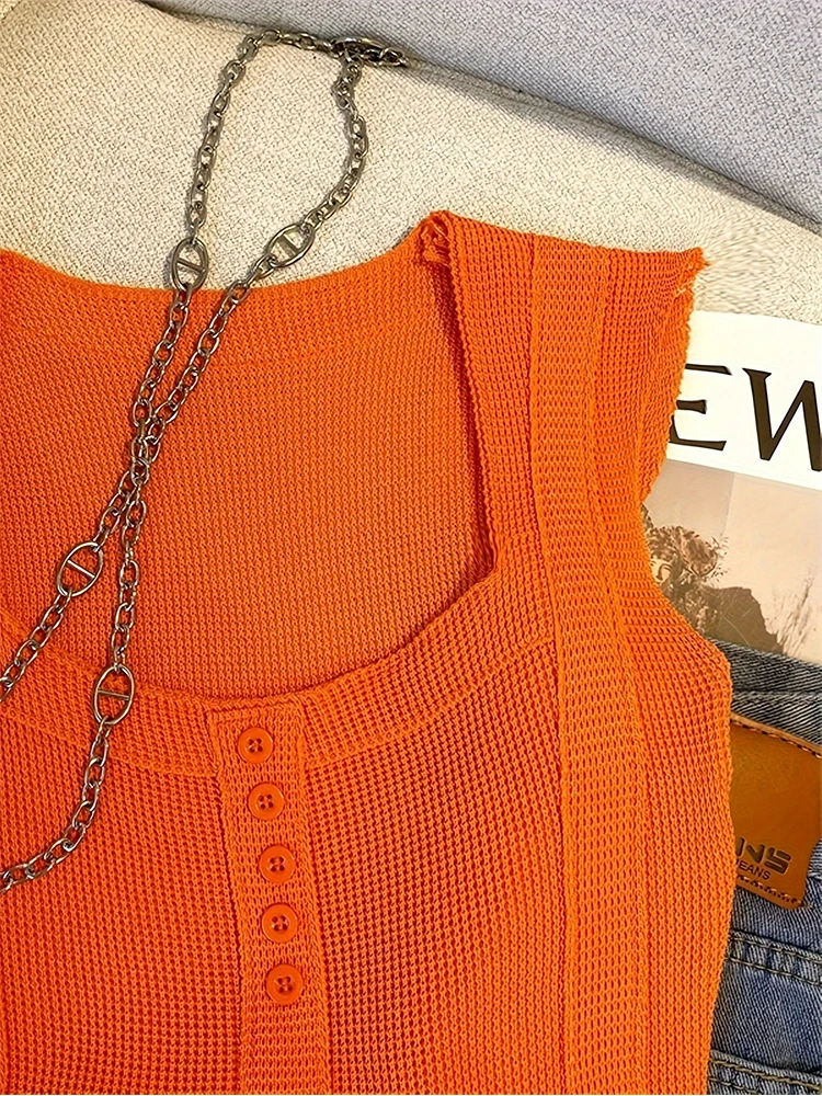 2024 Summer Solid Button Front Knitted Top Wakacyjny top bez rękawów z okrągłym dekoltem Odzież damska Crop Top