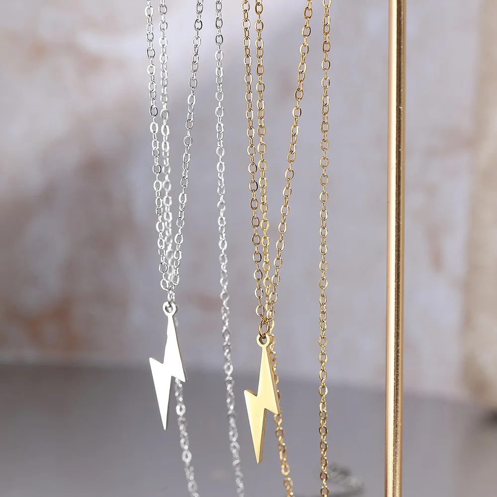 Simple Personality Stainless Steel Lightning Pendant Necklace for Women Men Hip-hop Fashion Collar Chain Jewelry Accessory Gift