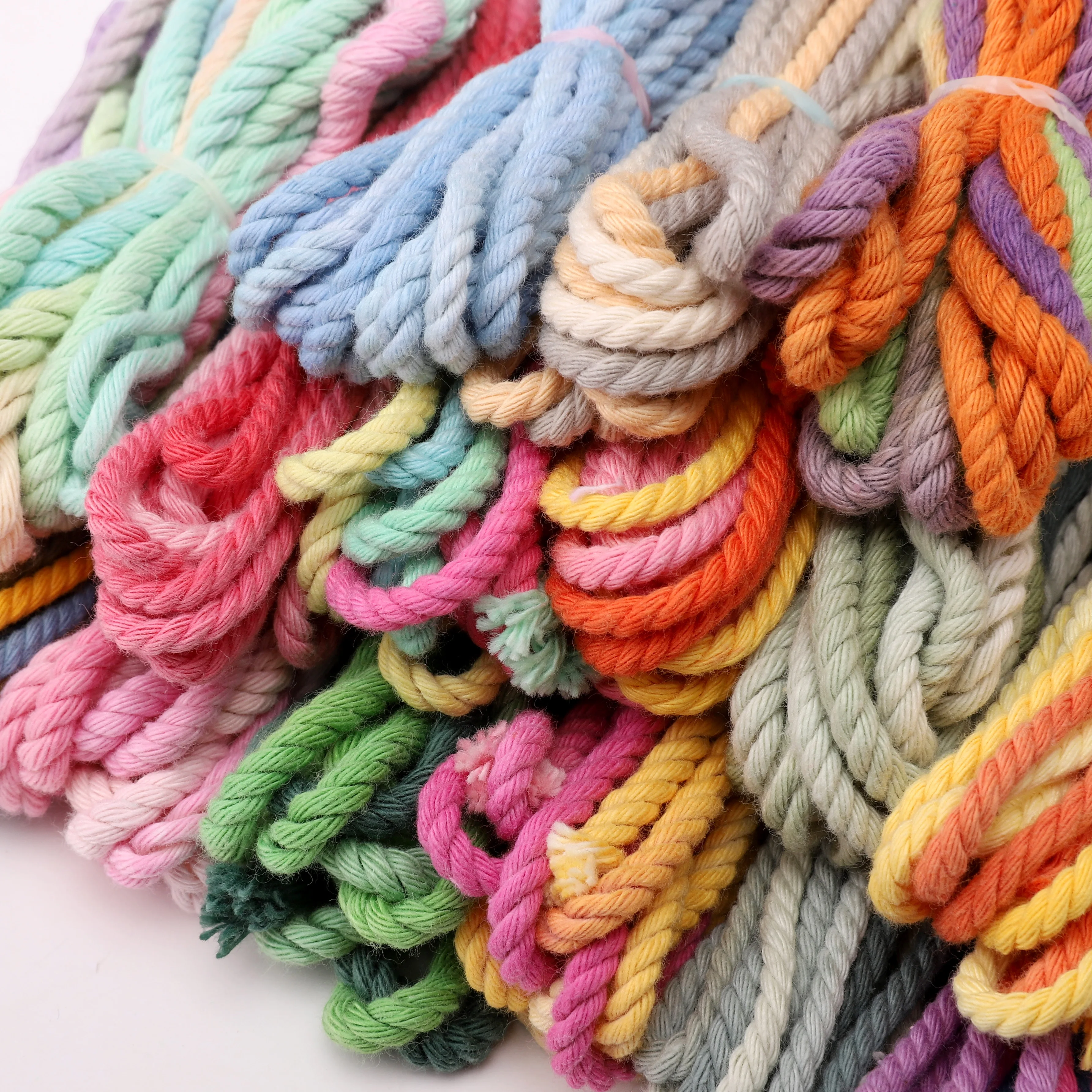 3 متر/وحدة 3.5 مللي متر التدرج اللون 3-ستراند مضفر القطن الحبل DIY بها بنفسك المفاتيح سلسلة هواتف حلية الحرف اليدوية اكسسوارات المواد