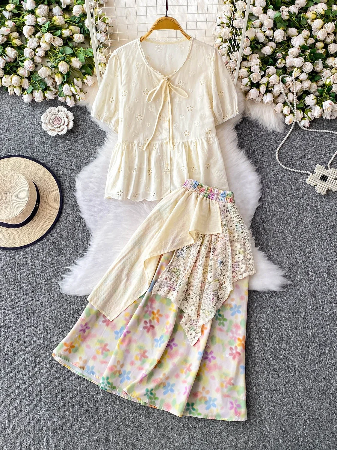 

2025 New Hollow out Embroidery round Ne Bubble Sve irt Set Design Slimming Lace Splicing Print f Skirt Faionable ...