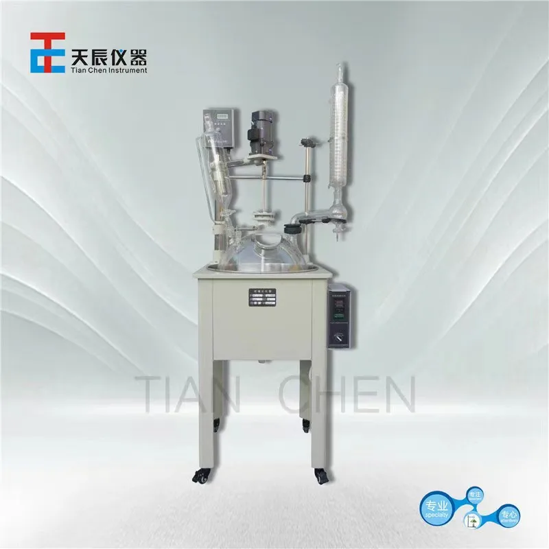 Jednowarstwowy reaktor szklany Laboratoryjny reaktor destylacyjny z borokrzemianu Wielofunkcyjne mieszanie próżniowe