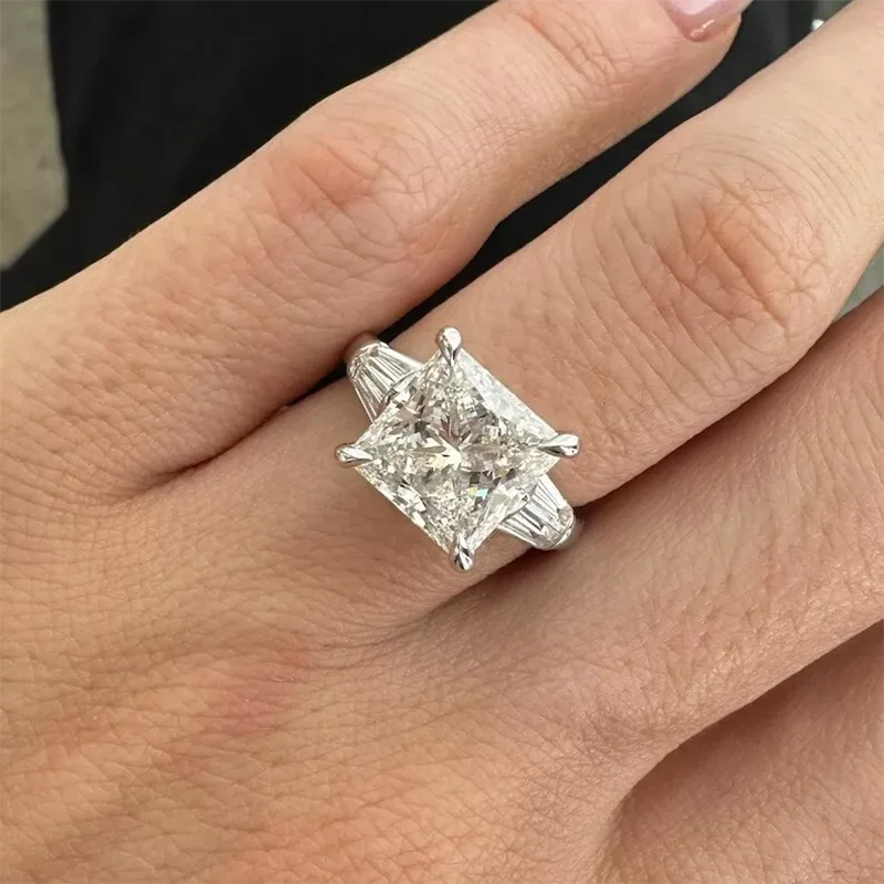 5ct Main Stone Princess Cut CVD Lab Grown Diamond IGI Engagement Ring Platinum 950 EF VS Luxury Three Stone Fine Jewelry Ring
