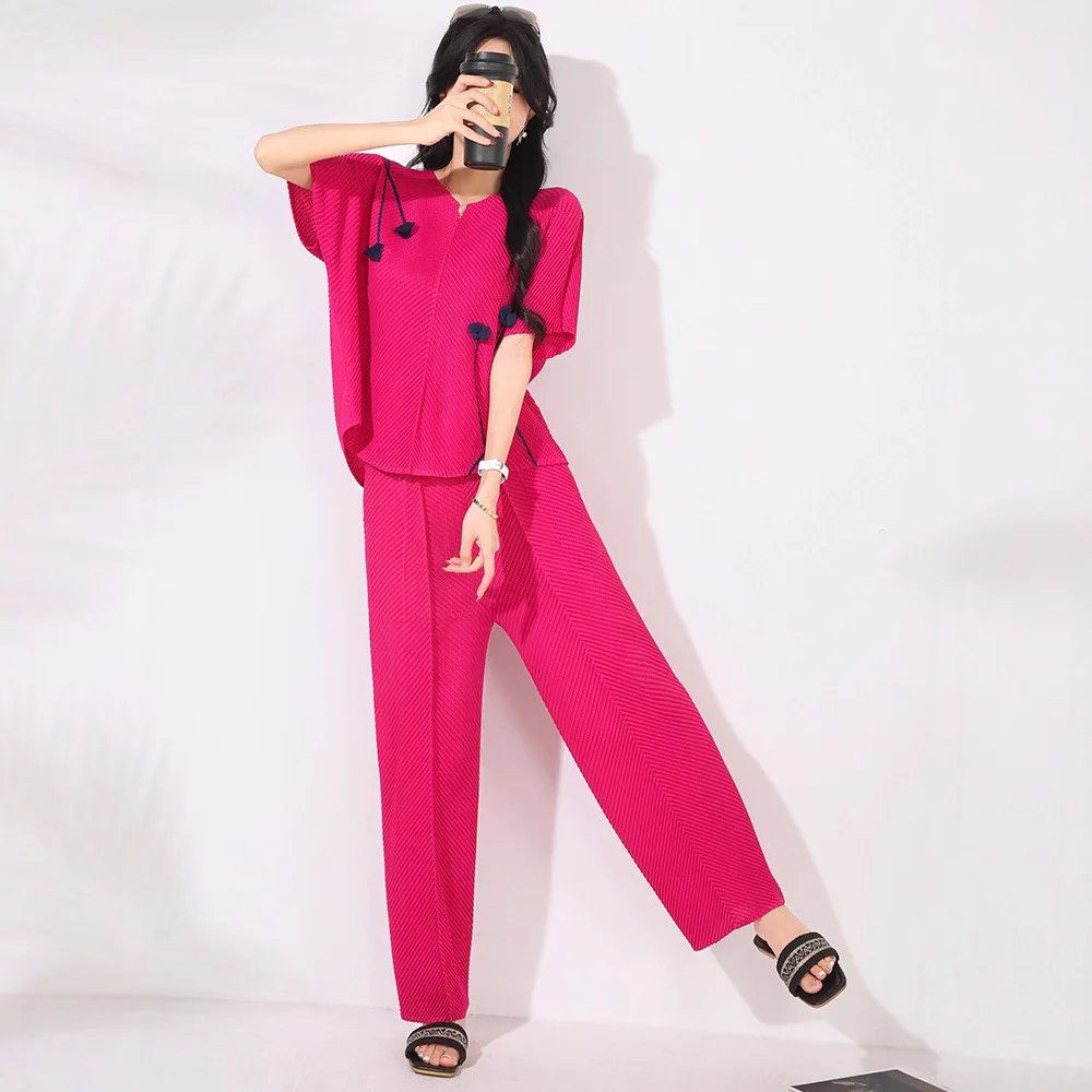 Miyake Pleated Fashion Casual Set Loose Bat Sleeve Pullover Fish Scale Pleated Top High Waisted Straight Leg Pants Two Piece Set