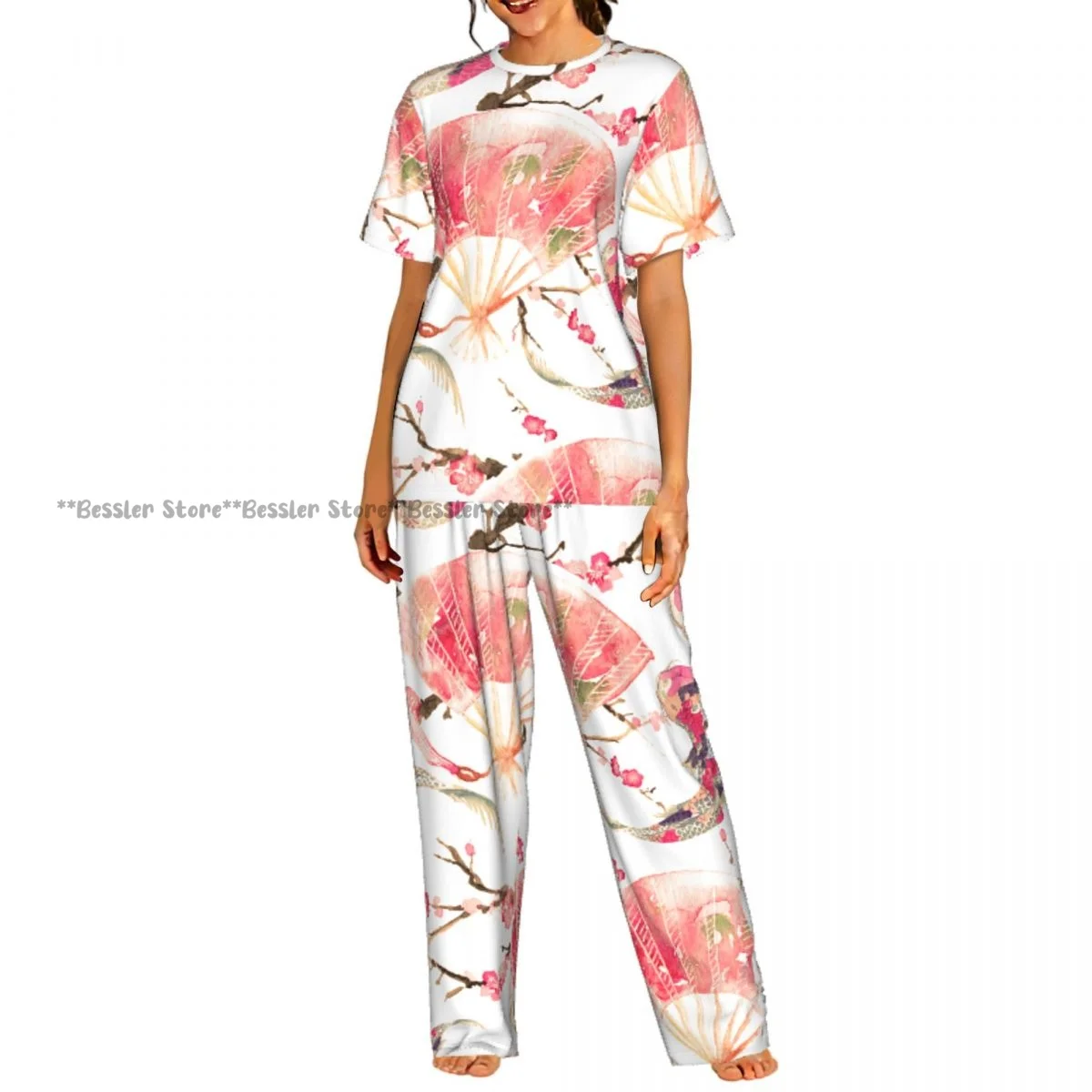 

Женская комфортная пижама с японским узором: карпы, вишня, восточные веера. Комплект с коротким рукавом.