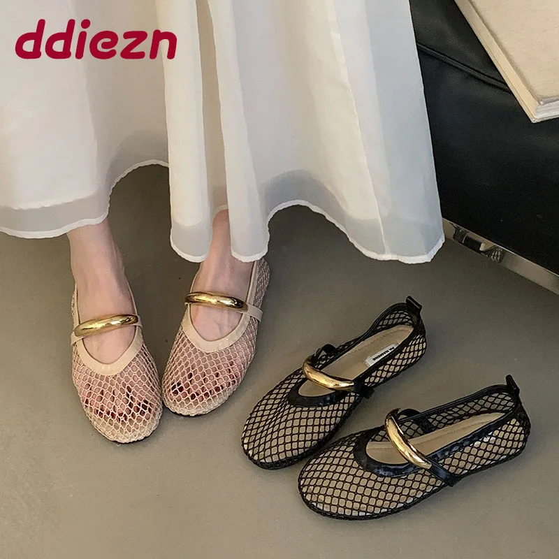 

Новинка лета и весны, женские туфли Мэри Джейн на плоской подошве, модные металлические женские туфли на плоской подошве с круглым носком, обувь без шнуровки