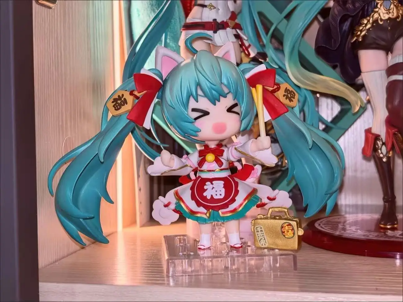 Figura de ação de anime modelo lindo Hatsune Miku Lucky Cat # 1777 Coleção Brinquedos Ornamento Presentes de Aniversário para Meninas