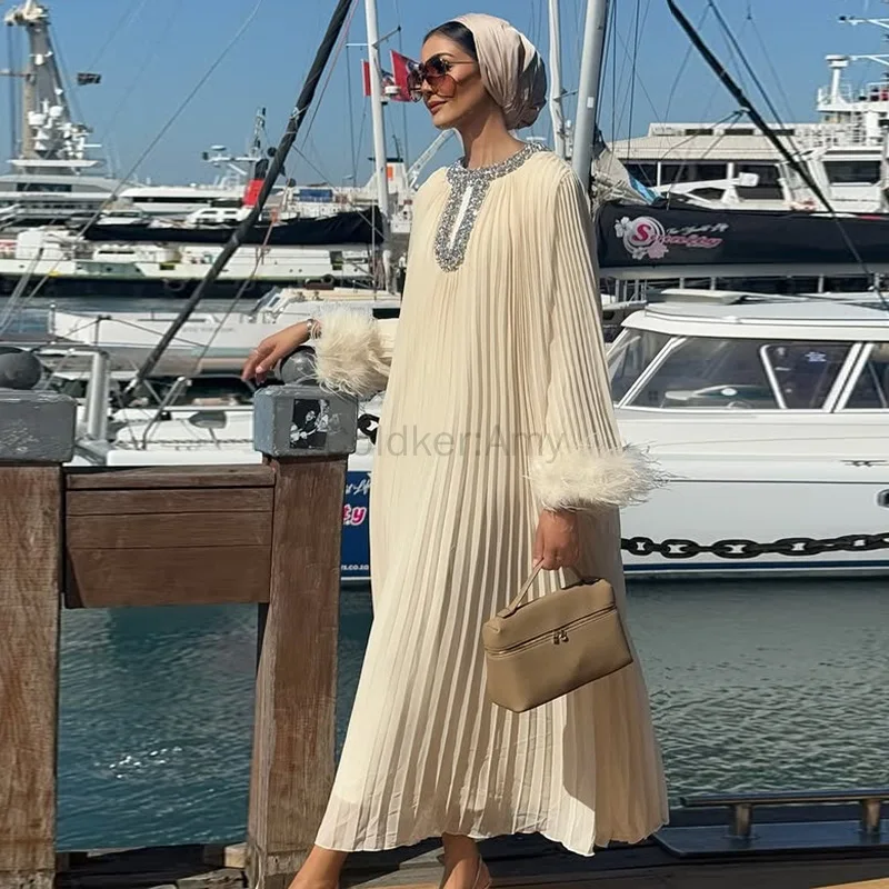 

2025 Fashion Loose Pleated Dresses For Women O Neck Long Sleeve Patchwork Feathers Dresses Hollow Out Long Dress Female