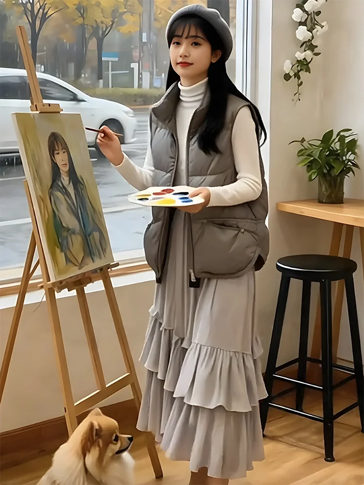 

Премиальный утепленный хлопковый жилет с капюшоном для женщин, новая зимняя модная модель, стильная куртка для повседневной носки, однотонный дизайн.