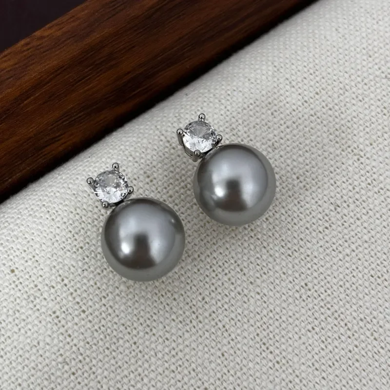 Clear cold gray pearl zircon stud earrings light luxury single diamond gray bead earrings high-end commuting simple