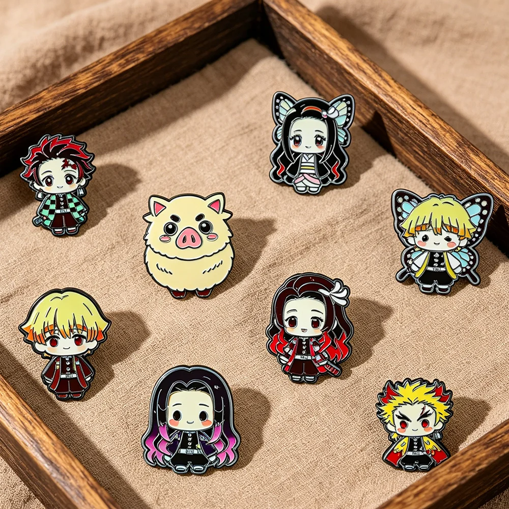 Demon Slayer Enamel Pin Set -  - Enamel Pin Set recension och pris