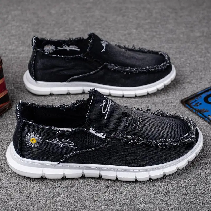 

Original Men's Canvas Shoes Fashion Design Flat Slip on Breathable Casual Shoes New Platform Hard Wearing Loafers Zapatos Hombre