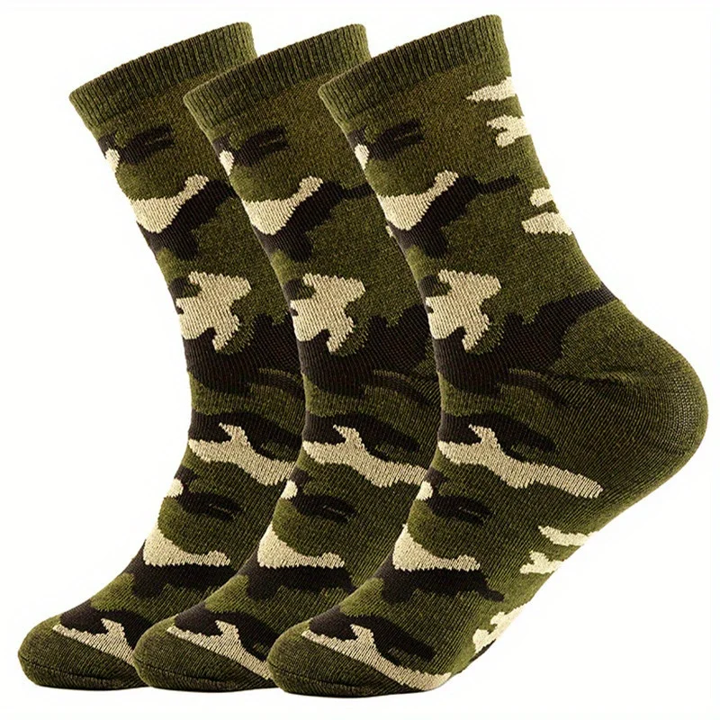 3 Pairs of Men's Camouflage Mid-calf Socks, Suitable for Autumn and Winter Outdoor Hiking, Durable and Breathable Sports Socks