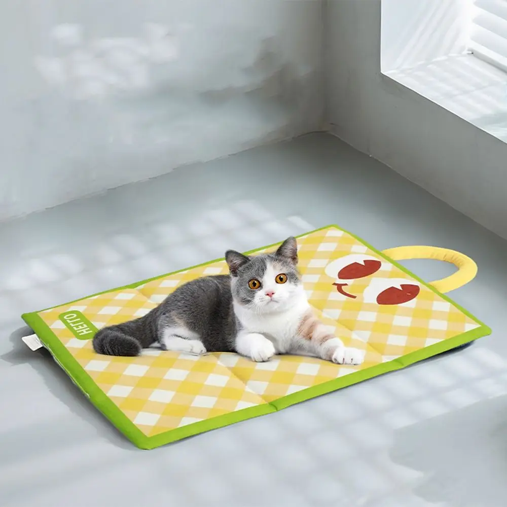 

Pet Accessories Waterproof Pet Cooling Mat Breathable Heat-Resistant Summer Sleeping Pad Eco-Friendly Soft Ice Pad Crate Mat