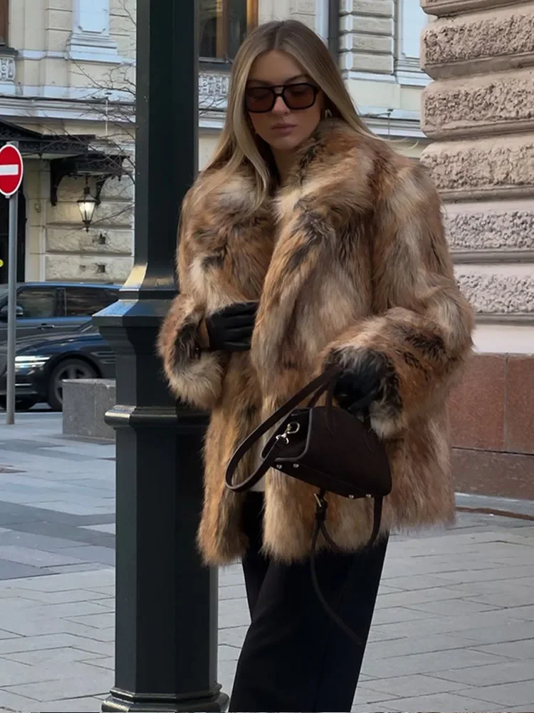 Mulheres chiques engrossar quente fofo casacos de pele do falso elegante lapela mangas compridas casaco curto outono inverno senhora quente rua