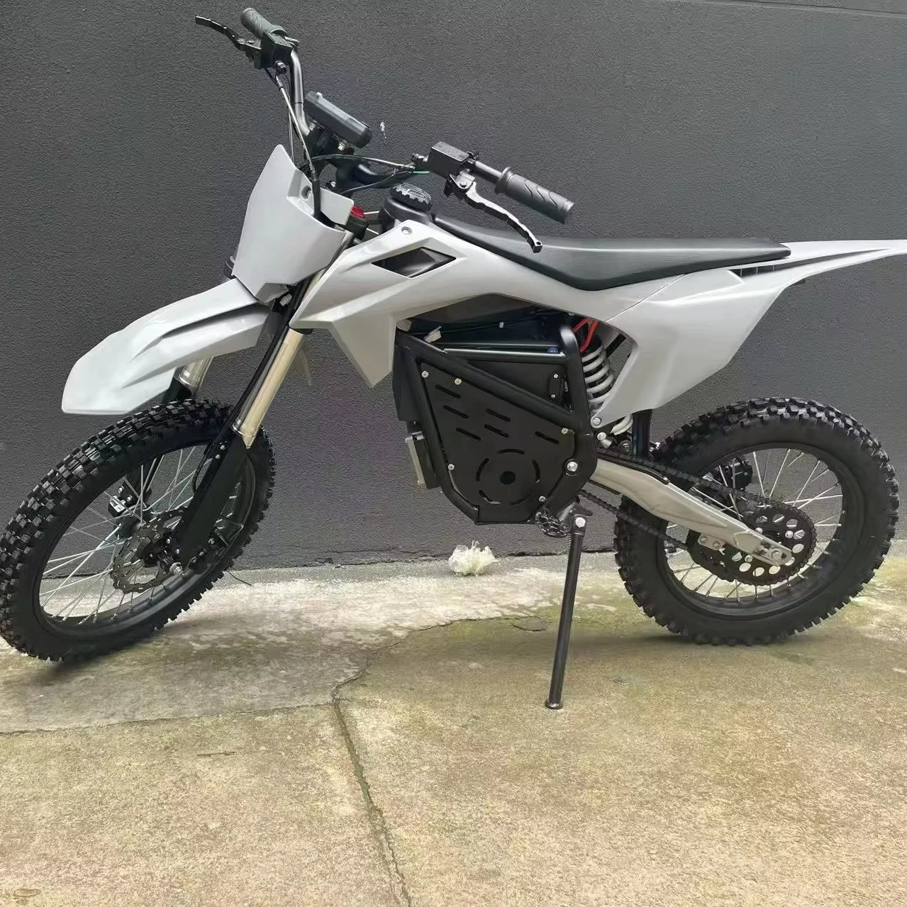 

SXLL Мощный двигатель 72V3000W Электрический внедорожник с дистанционным управлением 72V36AH Электрический мотоцикл Barttery