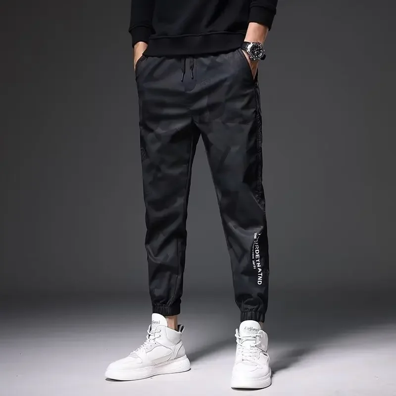 Pantaloni Casual, marchio alla moda, pantaloni mimetici sottili estivi, larghi e versatili, pantaloni sportivi da lavoro con rilegatura alla