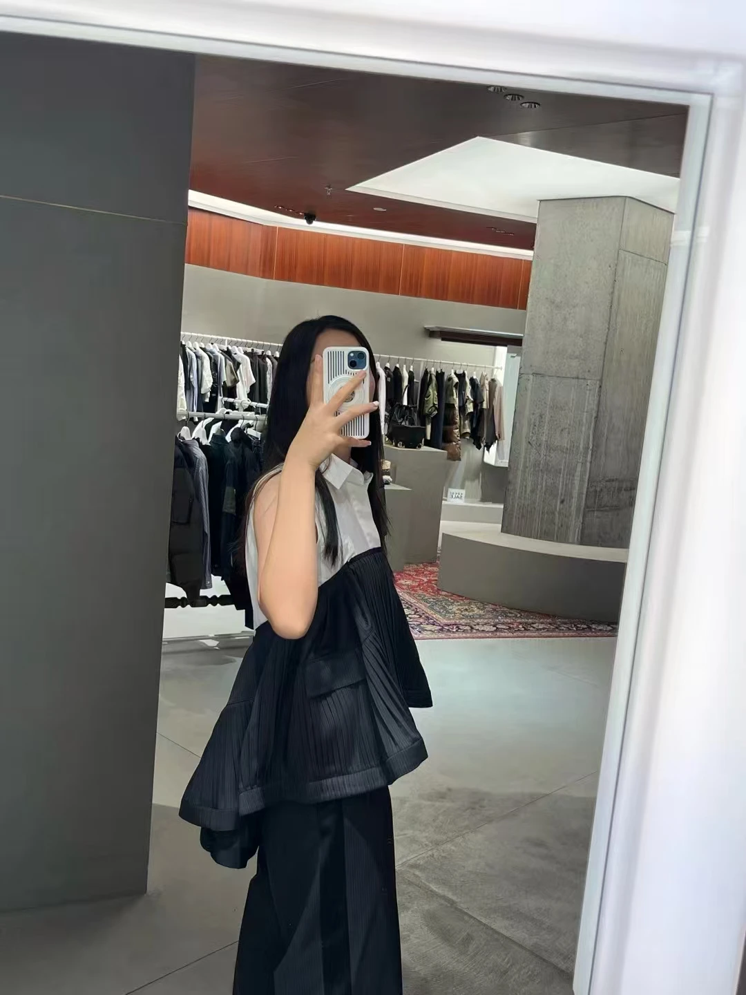 FogSacai Japanese Sle ex Vintage Contrast Design Denim Spring Summer No Sve Folds Loose Ne irt Top for Women Cotton