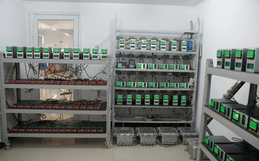 Bilancia dinamica per pesatura e autotalizzazione con display inglese con compensazione dell'accelerazione