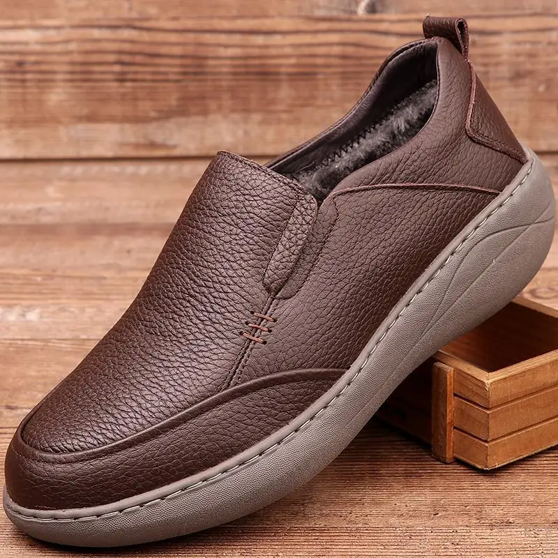 Breathable Men's Thick-soled Warm Cotton Loafers Genuine Leather Casual Sneakers Winter Soft-soled Non-slip Shoes M62201