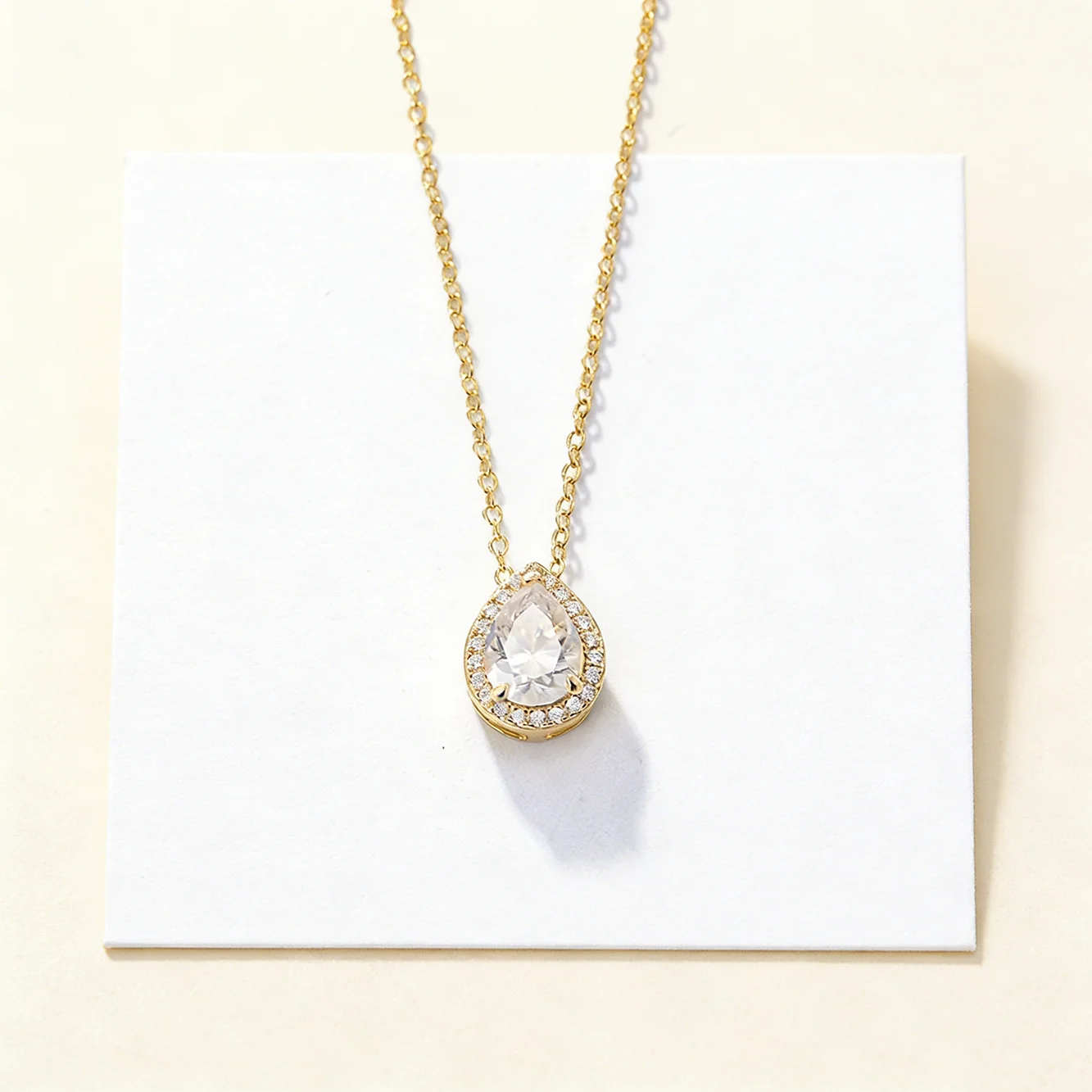 

FULSUN Cubic Zirconia Paved Cushion Halo Pendant Necklace 925 Sterling Silver 14K Gold/Rhodium Plated Women's Elegant Jewelry