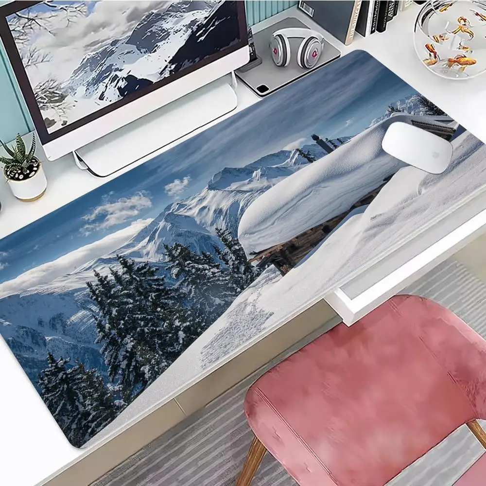 

A Snowy Town Mouse Pad Gaming Mouse Pad, Mouse Pad with Edges and Non-Slip Rubber Base, Extended Mouse Pad