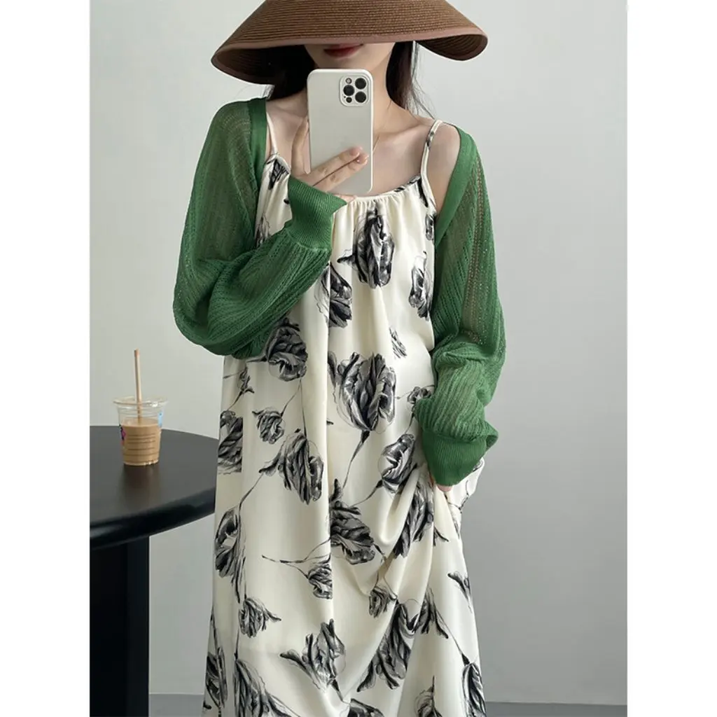 

Tao Chuan Women's Hollow Ice Silk Cardigan Spring Summer Thin Blouse Skirt-Look Good YL727