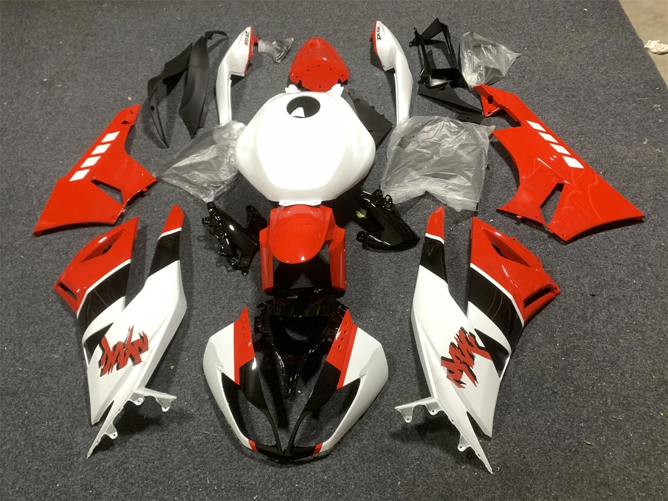 Zx6r 09 10 Fairings Ninja Zx-6r 2009 Body Kits for Kawasaki Zx6r 2009 - 2012 Motorcycle Fairing Red and white