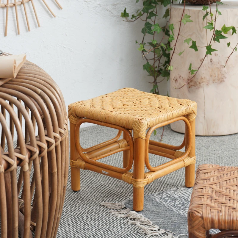 Hand Woven Rattan Stool Retro Pastoral Stools Outdoor Camping Chair Home Furniture Shoe Changing Stool Footstool Mobile Seat