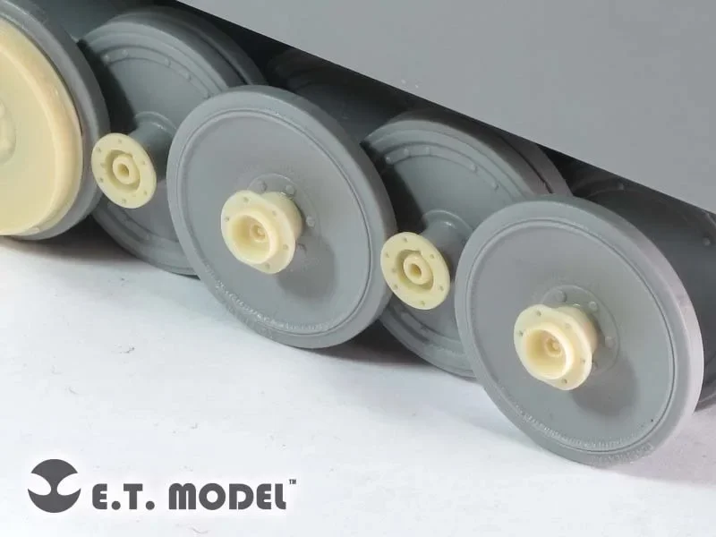 ET Model 1/35 ER35-033 Road Wheel flanges for Tiger I Early Version