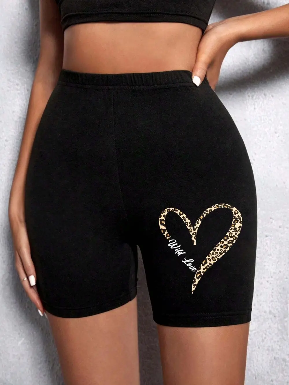 Letnie damskie obcisłe spodenki Leopard Heart And Love Letter Graphic Print Fitness Short Pantssexy Soft Stretch Female Sport Swear