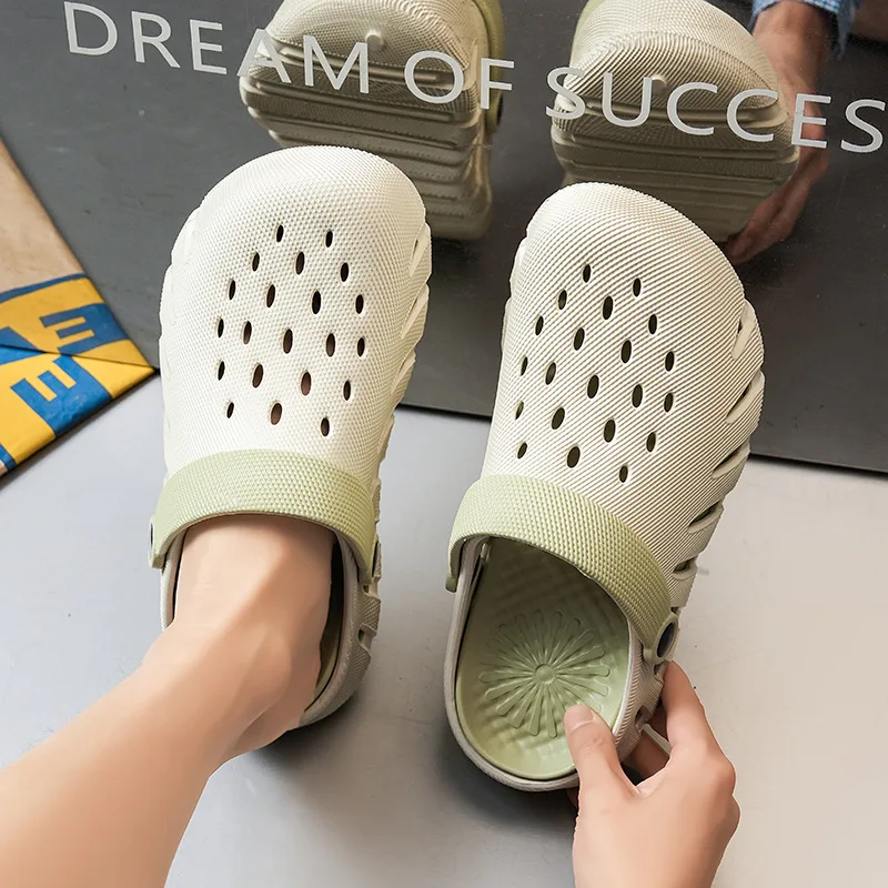 3D pattern hole shoes men's hole shoes couple summer sandals wear non-slip and wear-resistant bag head beach cool slippers view 3