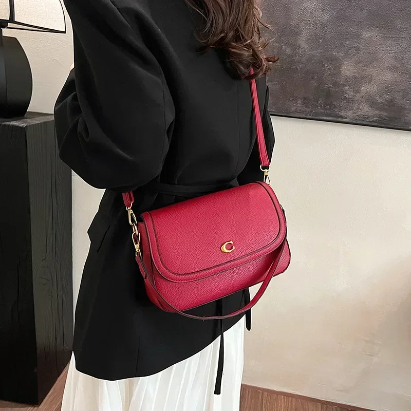 

2025 Fashion Ladies Vintage Flip Crossbody Bag, Mini Square Wallet, Everyday Elegant Shoulder Bag, Vintage Design Handbag