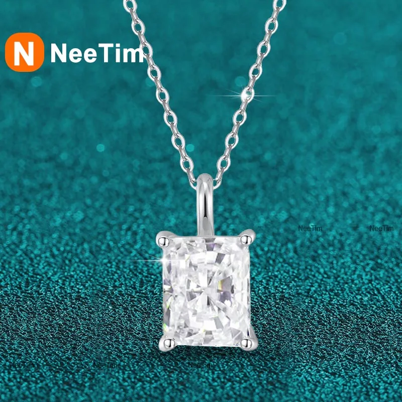 

NeeTim 1ct 2ct 3ct 4ct Radiant Cut D VVS1 Moissanite Necklace for Women with Gold Plated Jewelry Sterling Silver 925 Pendant