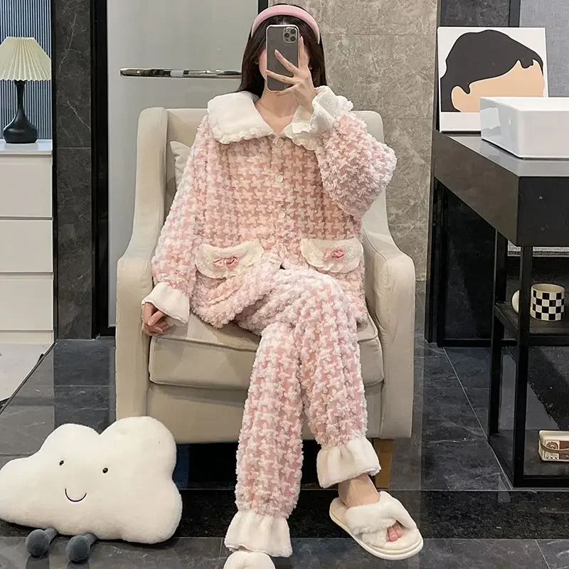 2023 New Coral Velvet Pajamas Women  Autumn Winter Cardigan Oversized Thickened Flannel Loose Outdoor Suit Household Clothes