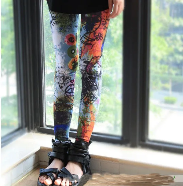 Leggings de mujer ajustados con cintura elástica y grafiti con estampado floral y calavera, trajes de uso diario