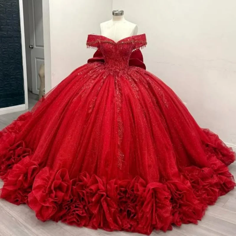 Abito Quinceanera rosso lucido cristallo Volant in pizzo Decalcomania con paillettes Decalcomania Coda lunga Fiocco Abiti da 15 Quinceanera ﻿ Personalizza