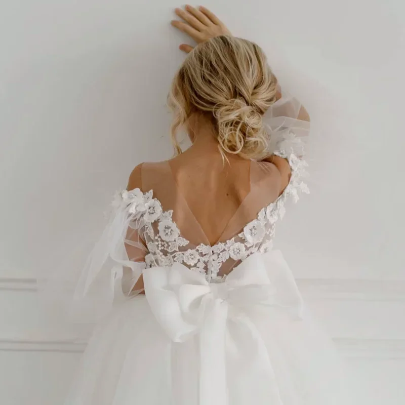 Vestidos de flores para niña, vestidos de primera comunión para fiesta de cumpleaños, tul blanco, patrón de flores hinchadas con lazo, manga larga para boda