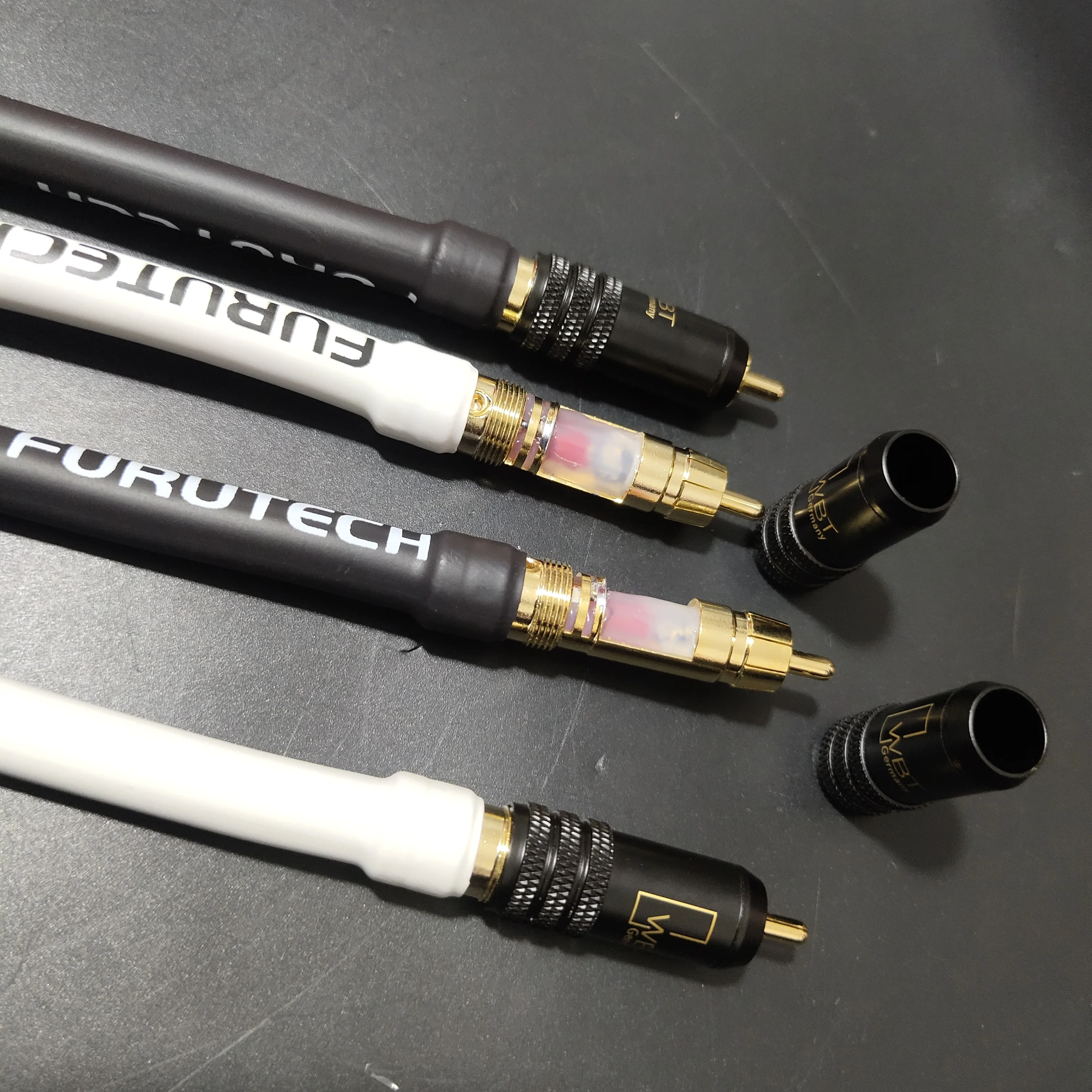 Top quality Furutech Alpha PCOCC conductor Audiophile RCA Audio Cable CD Tube Amplifier lotus line with WBT RCA pulg connect