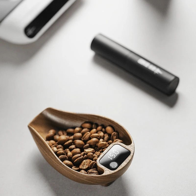 

Professional Wooden Coffee Scale and Spray Set Weigh Digital Espresso Scale with Timer, 0.1g Rechargeable Kitchen Scale