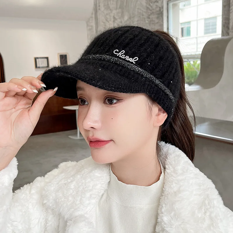 الخريف والشتاء الكورية نمط تنوعا الأرنب الفراء محبوك قبعة الإناث صوف مبطن الدافئة حفظ بطة اللسان عاريات قبعة