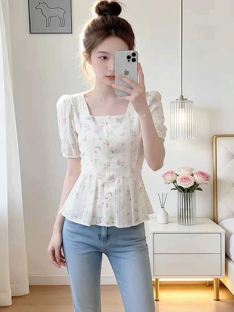 

Elegant White Floral Short Sleeve Shirt Women's 2026 Summer New Style Ageless Slimming Top Korean Style Commute Wind