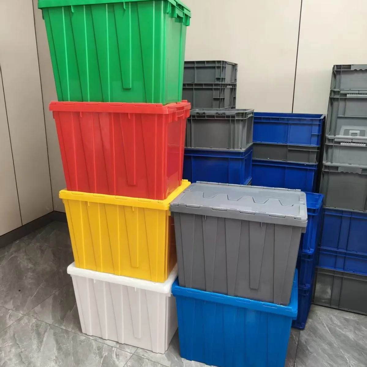 Plastic Stackable Nestable Tote Box with Lid, Logistics Container for Food Medical Moving Storage