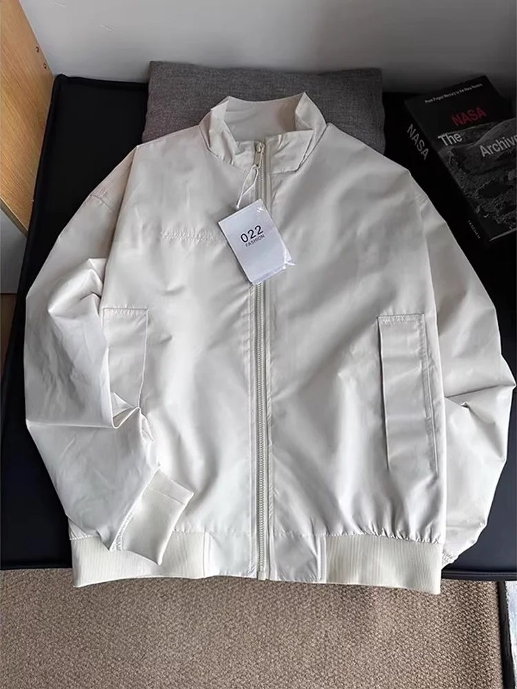 

Мужская куртка-бомбер в стиле пилот с воротником-стойкой, белая, в стиле пэчворк, для активного отдыха, водонепроницаемая, рабочая, осенняя, в американском стиле, для бейсбола