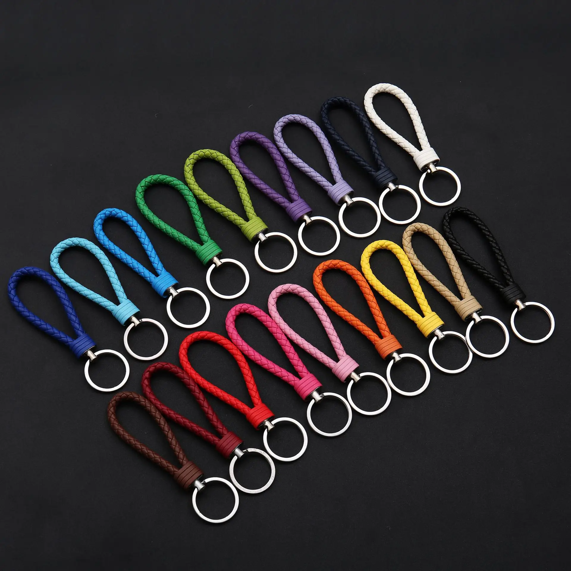 16 Colors Fashion Original New Leather Keychain For Men Trinket Keyring Bag Car Key Holder Accessories keyring Souvenirs Gift