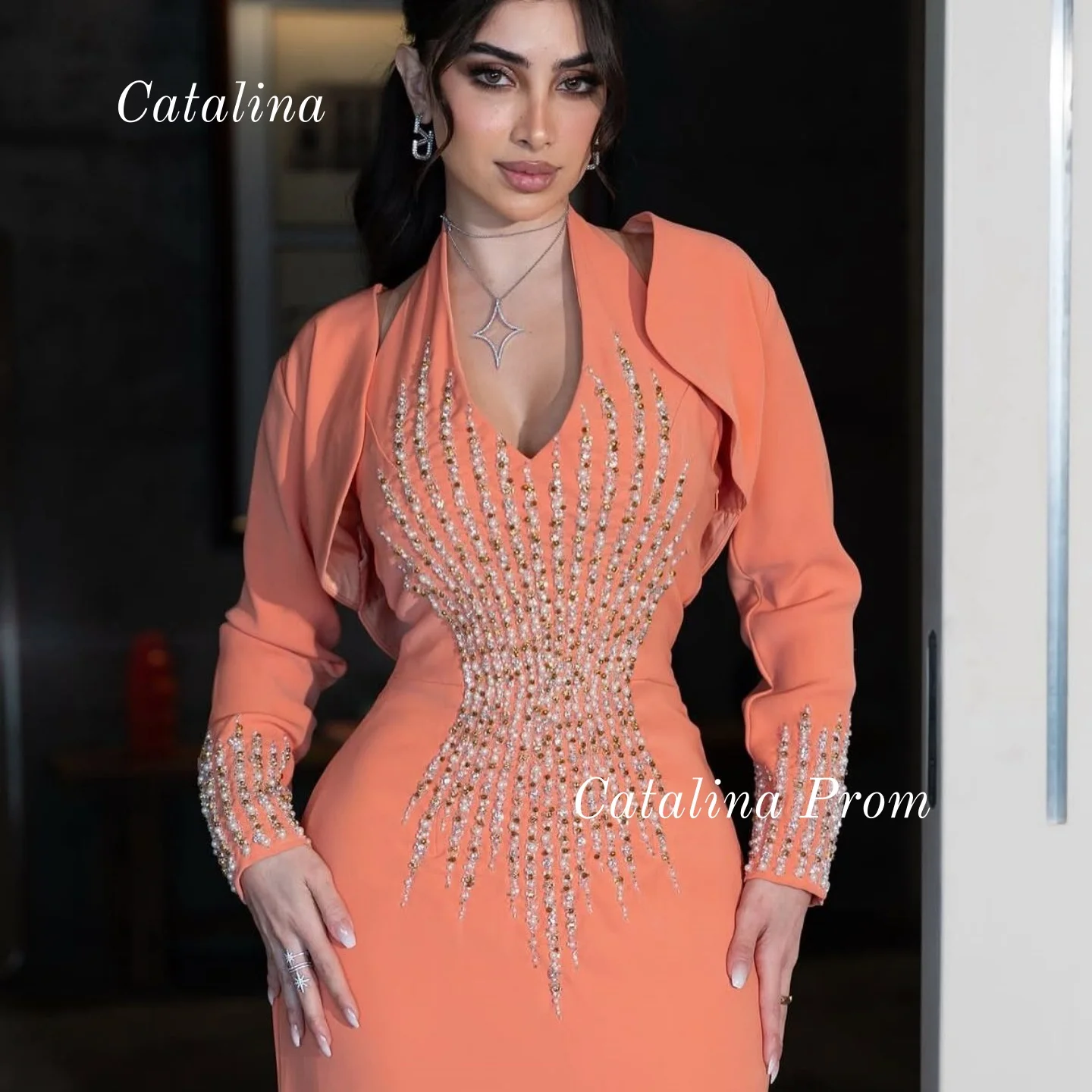 

Orange Floor Length Prom Dresses V Neck Long Sleeves Evening Dresses Crystal Wedding Party Dresses Pleated Beadings Customized