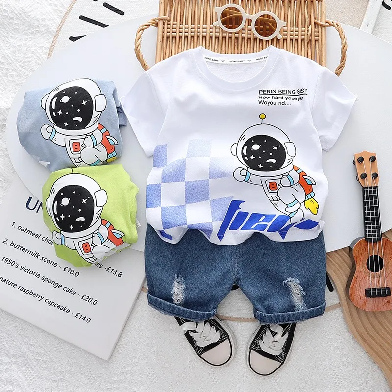 Boys and girls summer short-sleeved crew-neck hoodie set Space character print pure cotton breathable jeans set two-piece